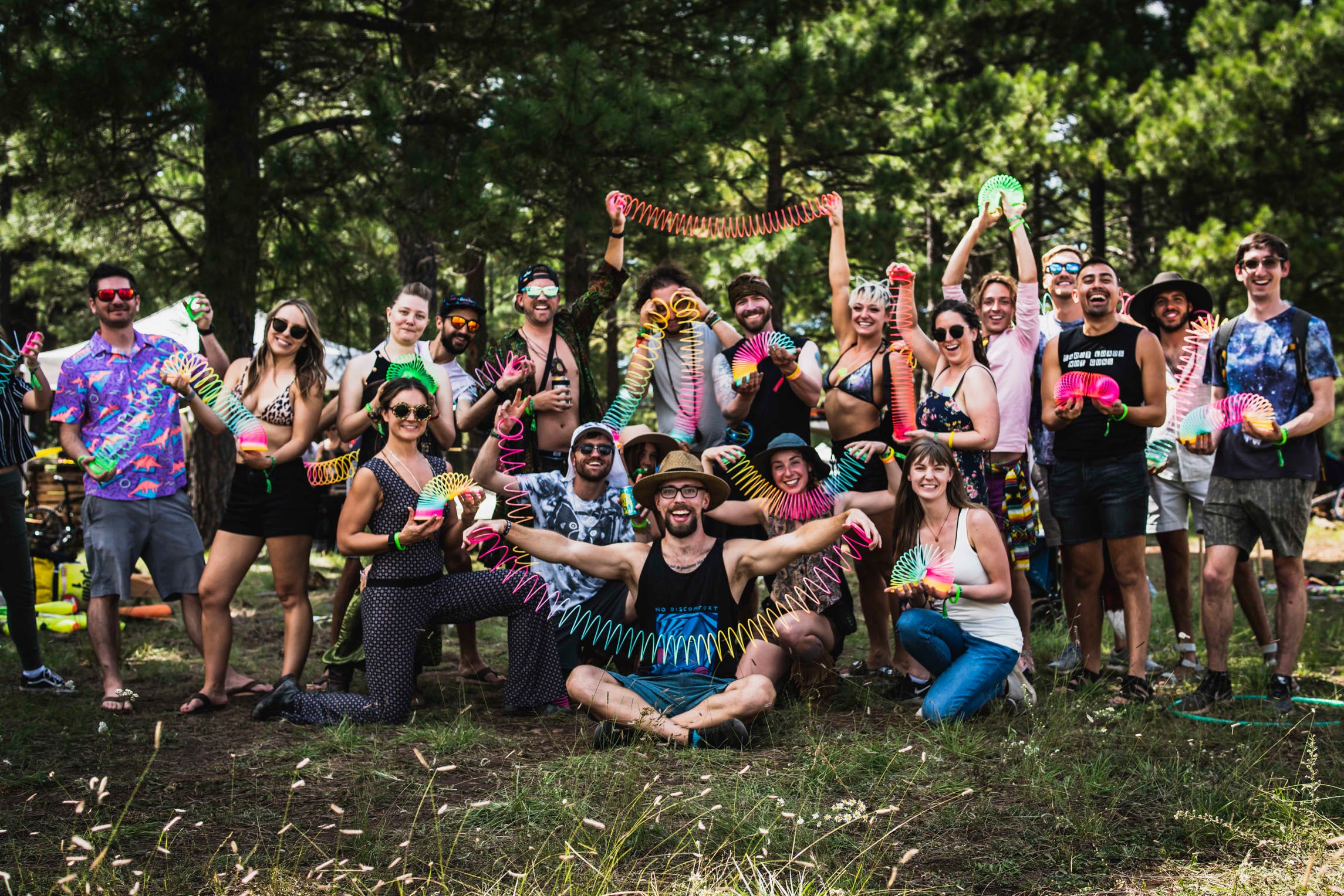 Group photo at the end of Slinky Josh's Slinky Manipulation 101 workshop at June(tember) Jam 2021 in Flagstaff, Arizona.